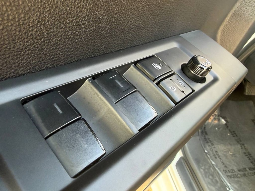2023 Toyota Tundra Image 15