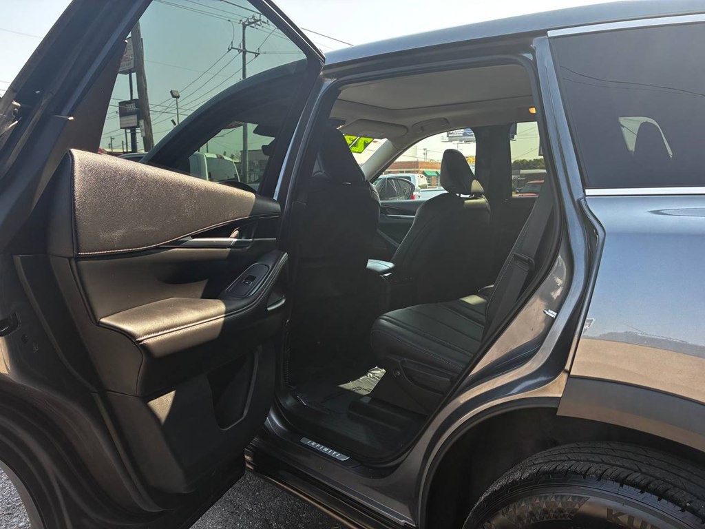 2023 INFINITI QX60 Image 9