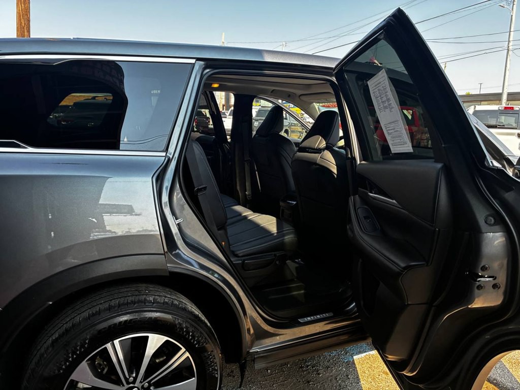 2023 INFINITI QX60 Image 10