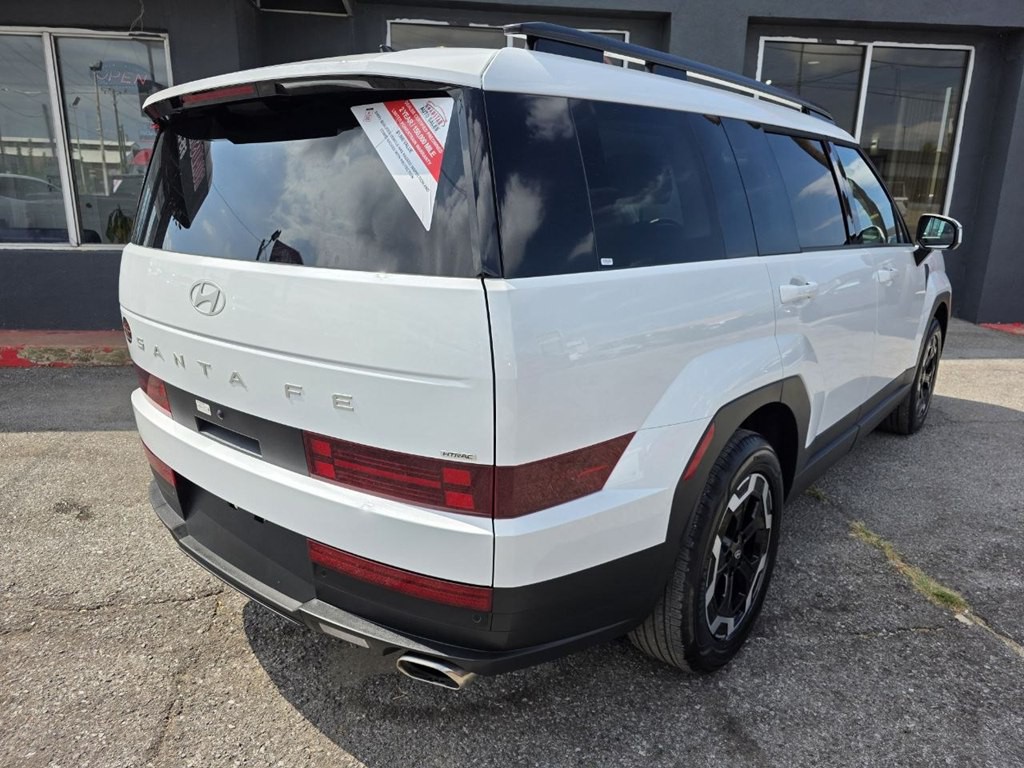 2026 Hyundai Santa Fe Image 5