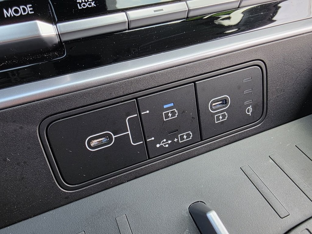 2026 Hyundai Santa Fe Image 17