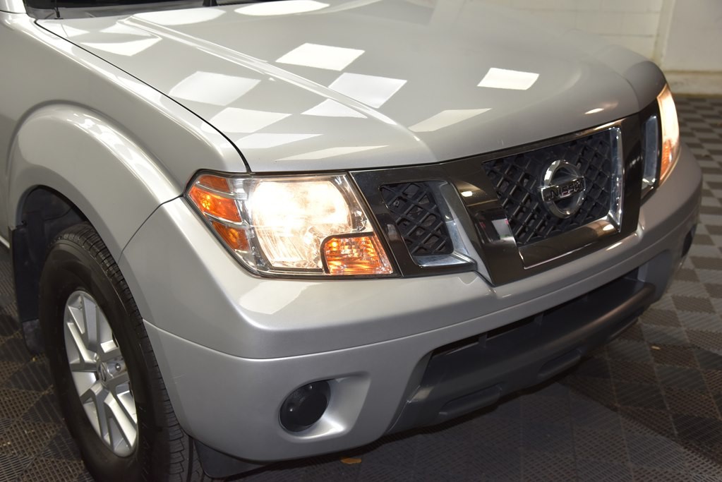 2019 Nissan Frontier Image 12