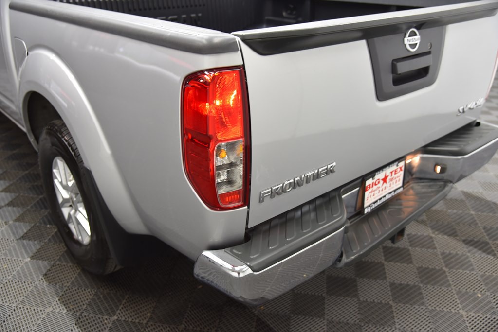 2019 Nissan Frontier Image 15