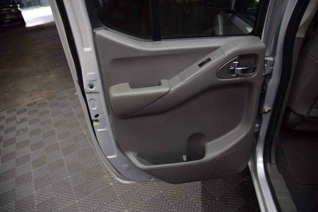 2019 Nissan Frontier Image 20
