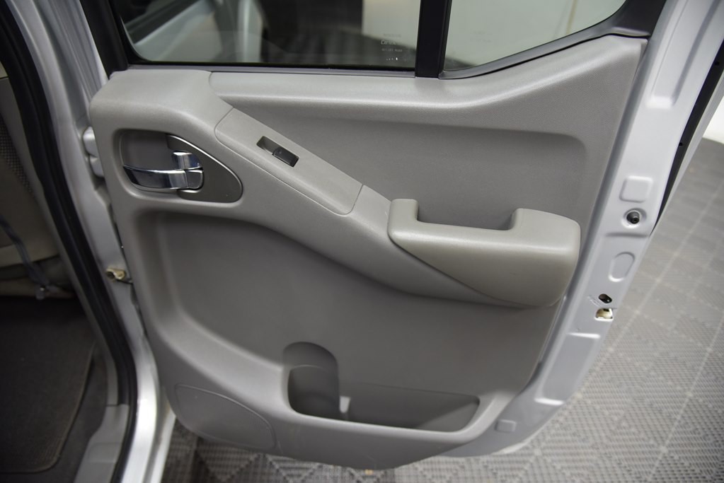 2019 Nissan Frontier Image 23