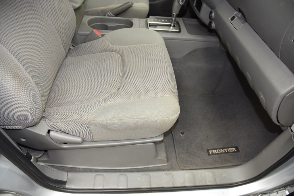 2019 Nissan Frontier Image 28