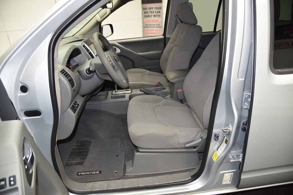 2019 Nissan Frontier Image 33