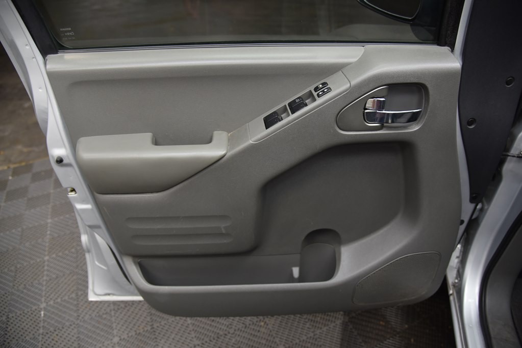2019 Nissan Frontier Image 34