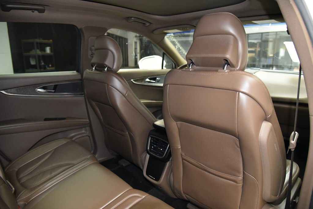 2016 Lincoln MKX Image 27