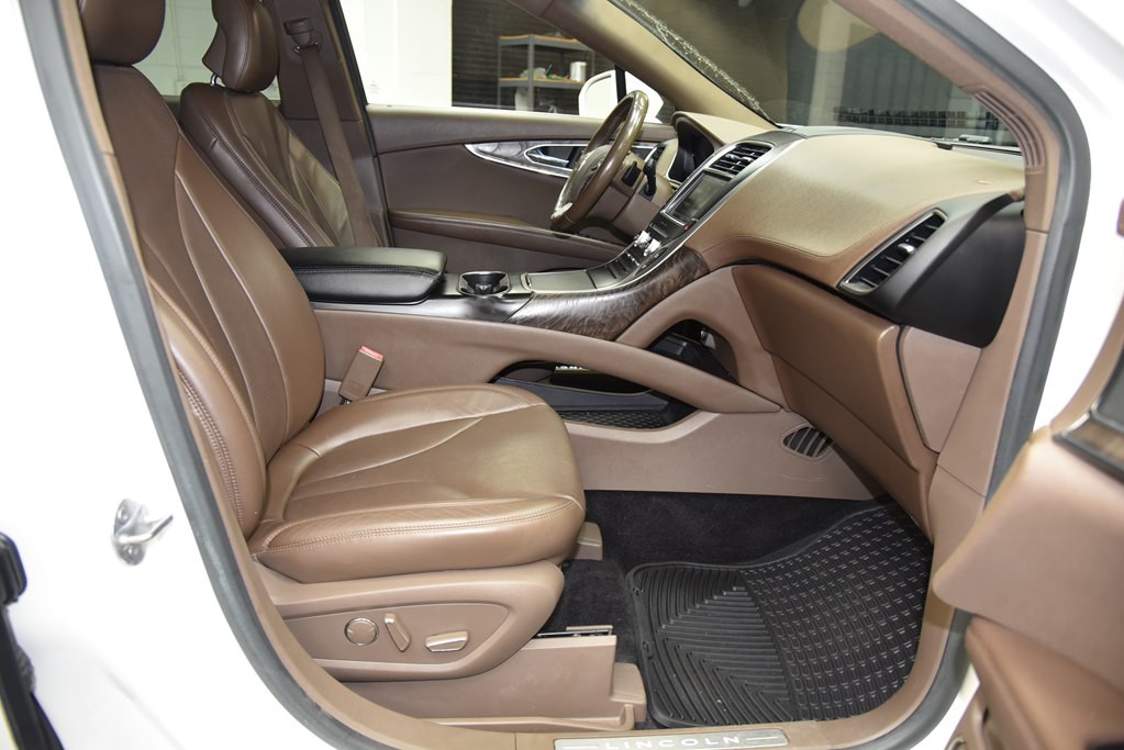 2016 Lincoln MKX Image 30