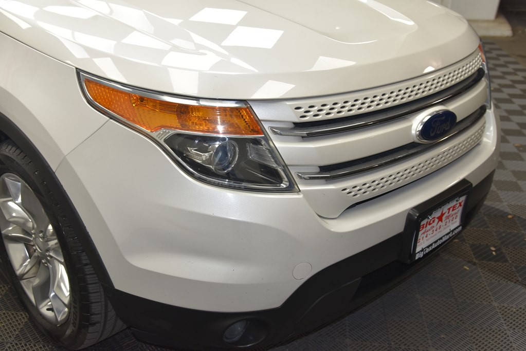 2013 Ford Explorer Image 12