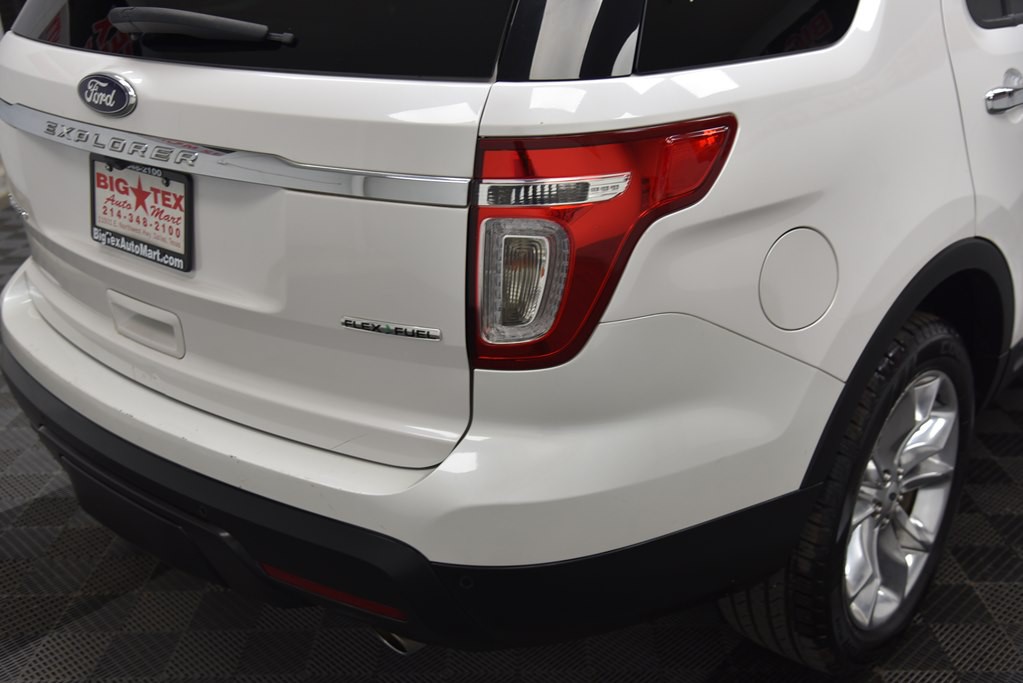 2013 Ford Explorer Image 13