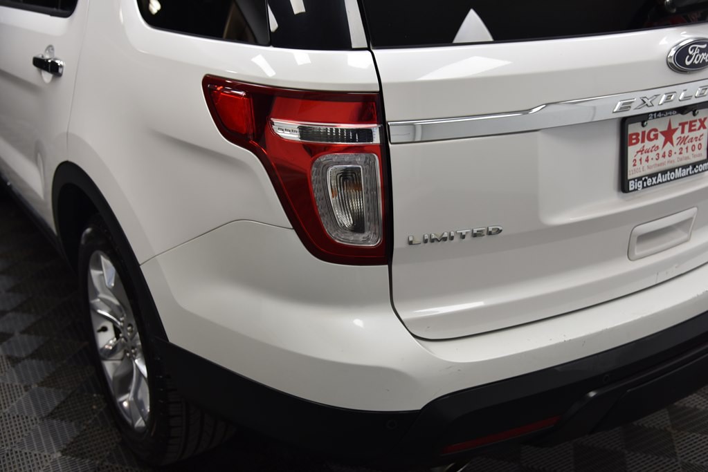 2013 Ford Explorer Image 14