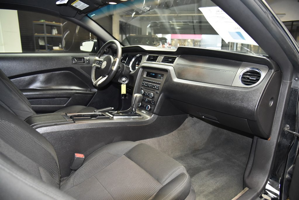 2014 Ford Mustang Image 10