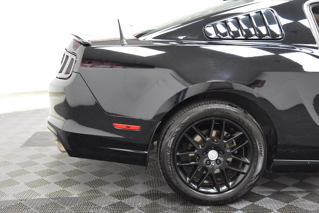 2014 Ford Mustang Image 21