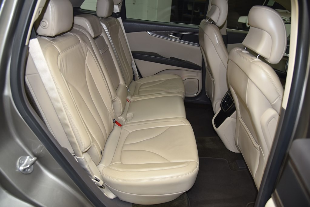 2016 Lincoln MKX Image 25
