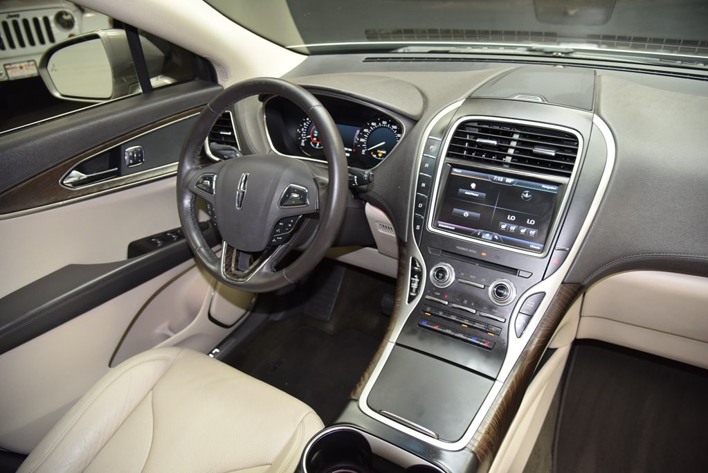 2016 Lincoln MKX Image 30