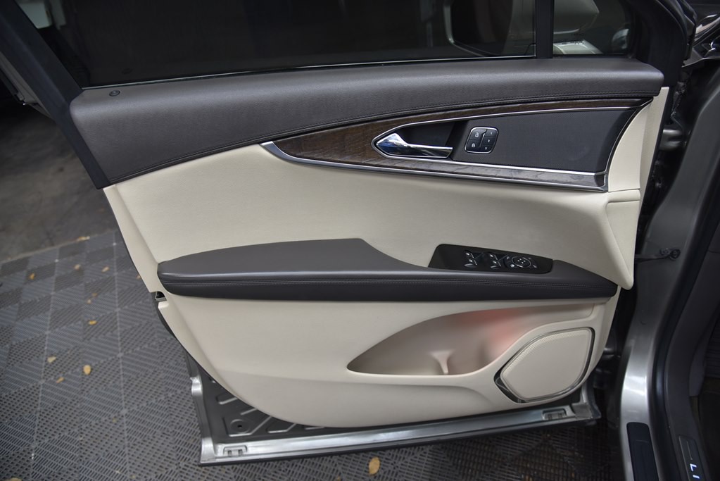 2016 Lincoln MKX Image 34