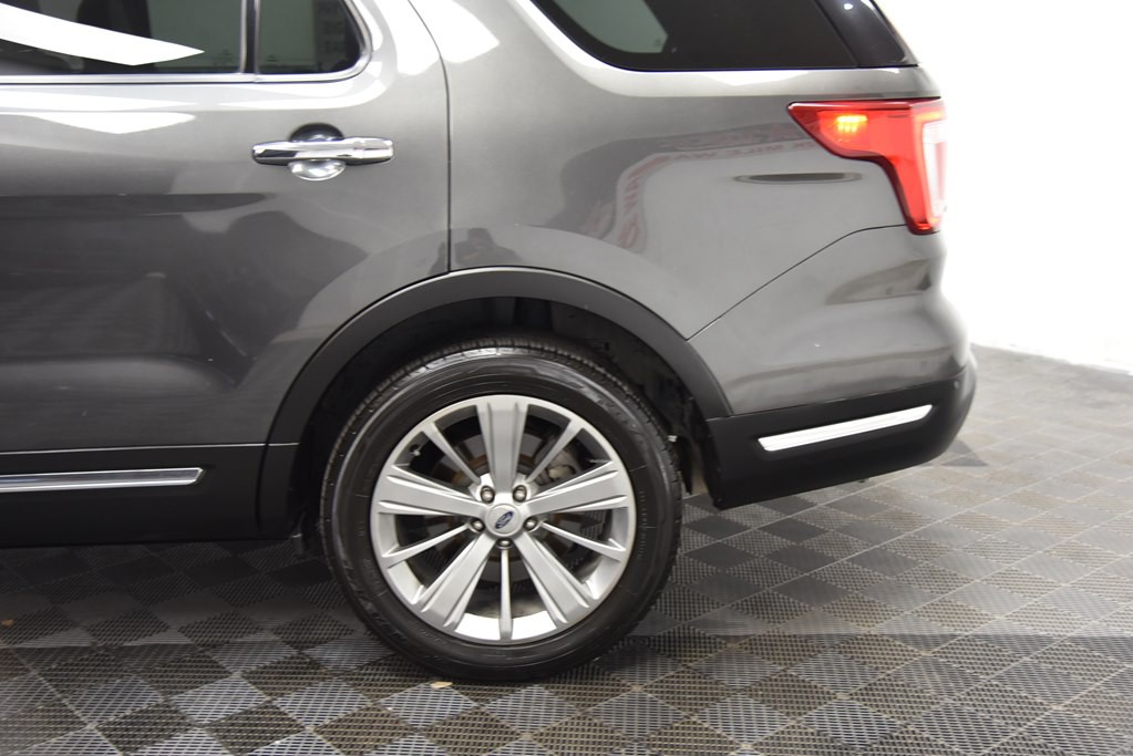 2018 Ford Explorer Image 40