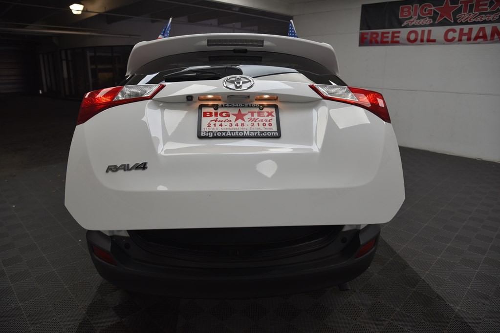 2014 Toyota Rav4 Image 17
