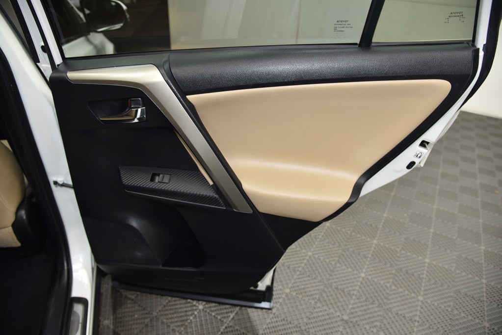 2014 Toyota Rav4 Image 30