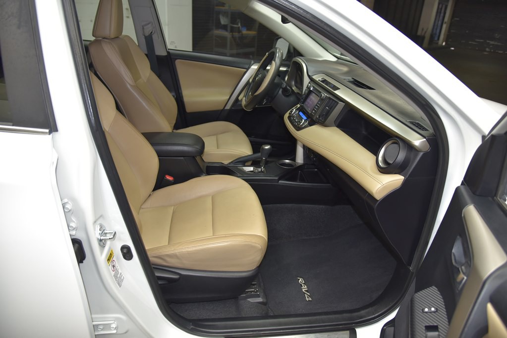 2014 Toyota Rav4 Image 32