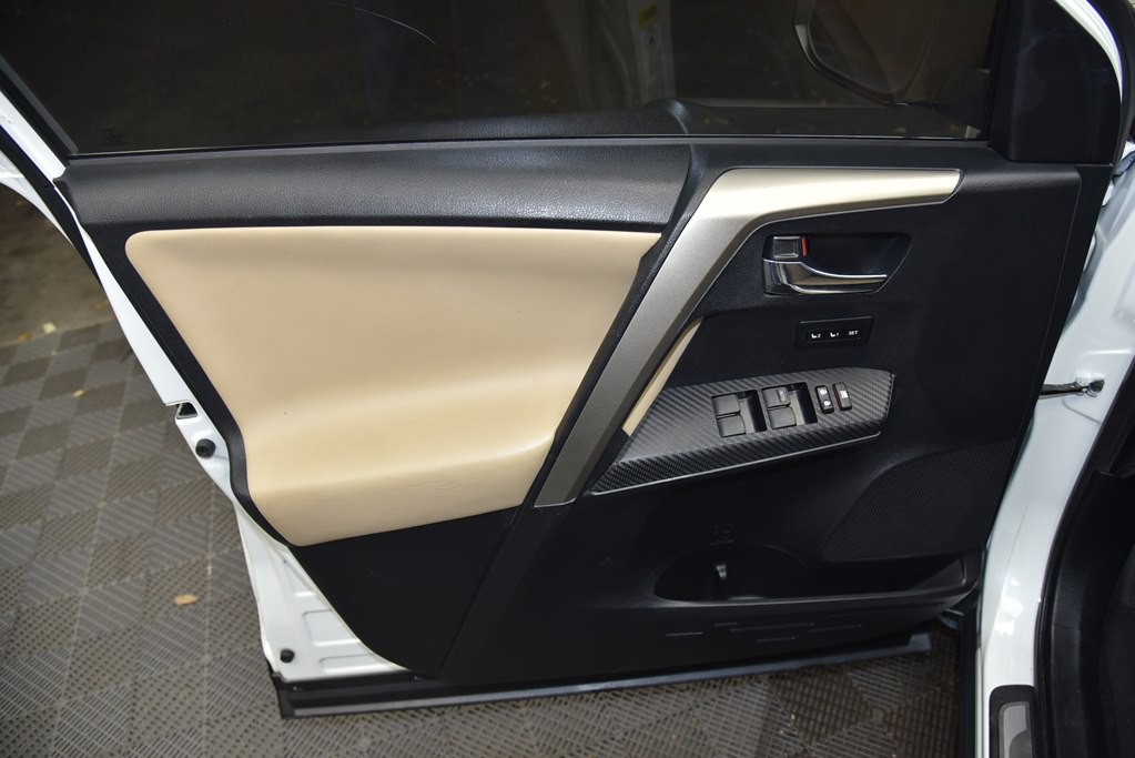 2014 Toyota Rav4 Image 37