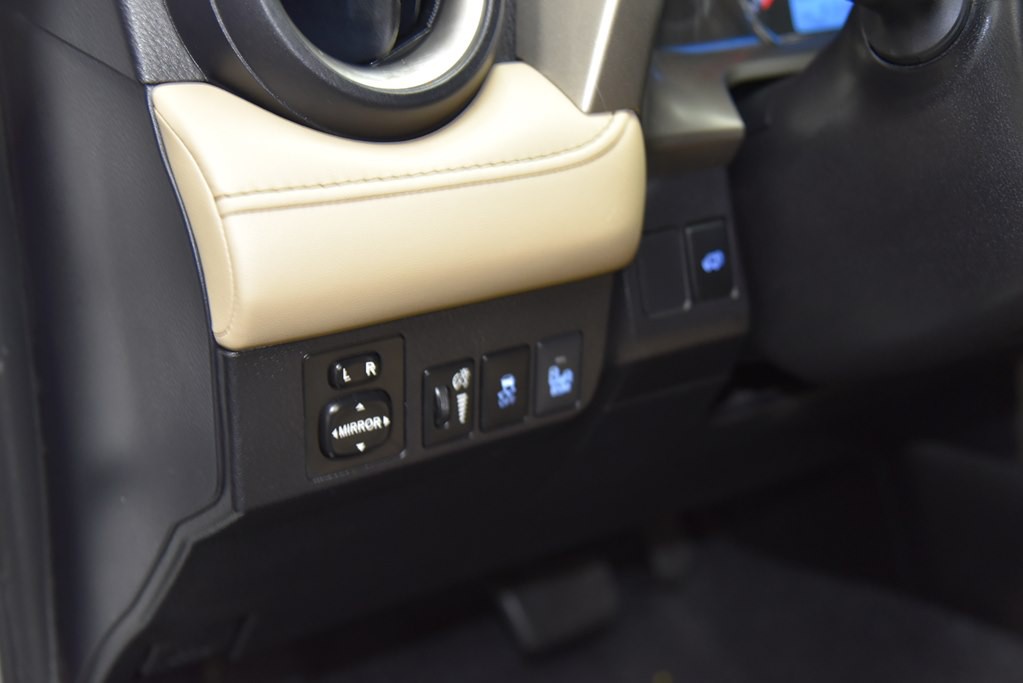 2014 Toyota Rav4 Image 39