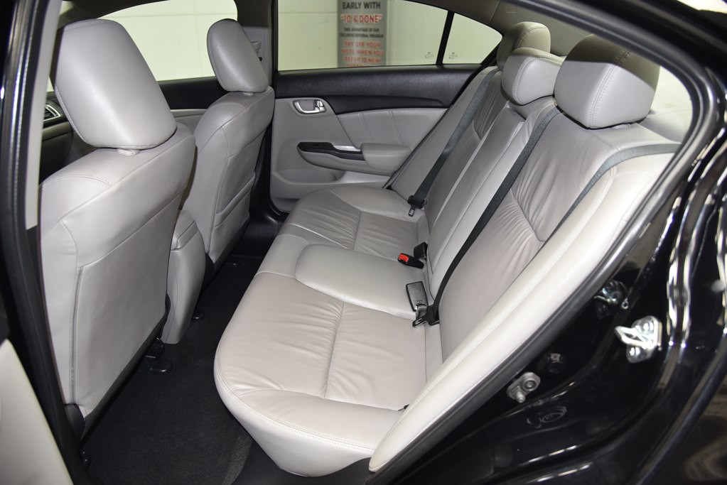 2015 Honda Civic Image 16