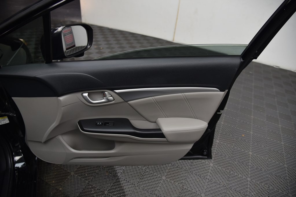 2015 Honda Civic Image 26