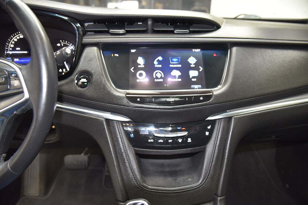 2017 Cadillac XT5 Image 46