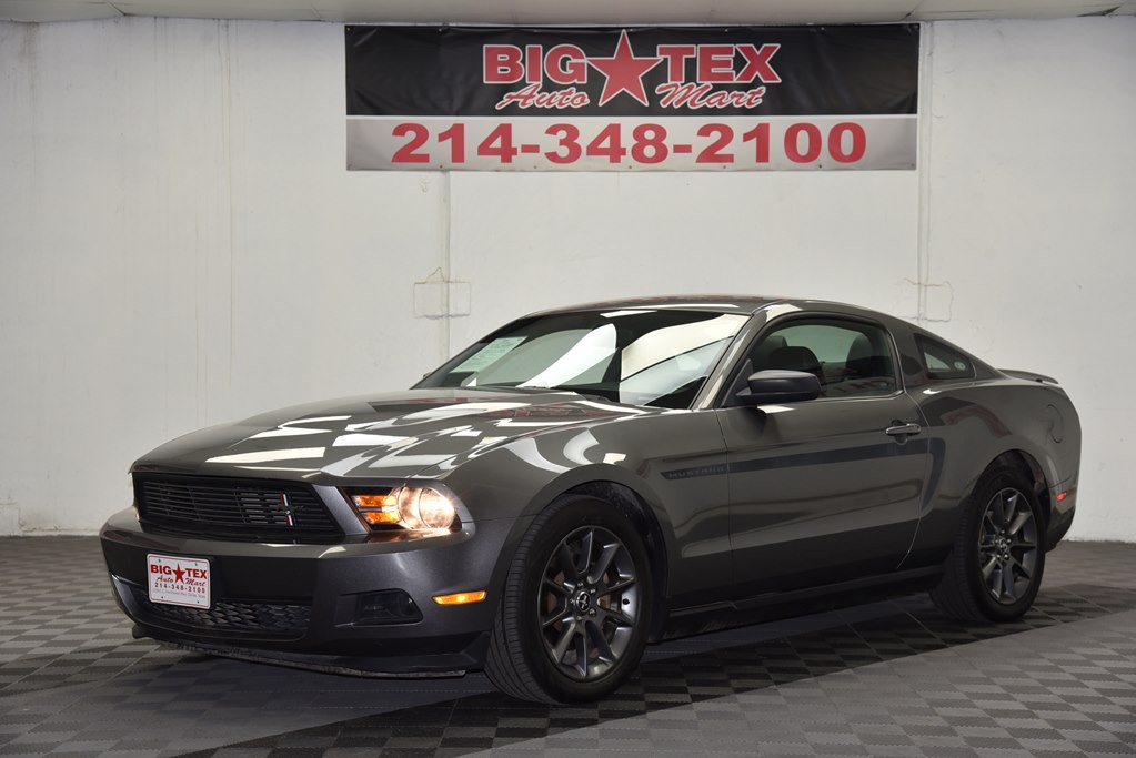 2011 Ford Mustang Image 1