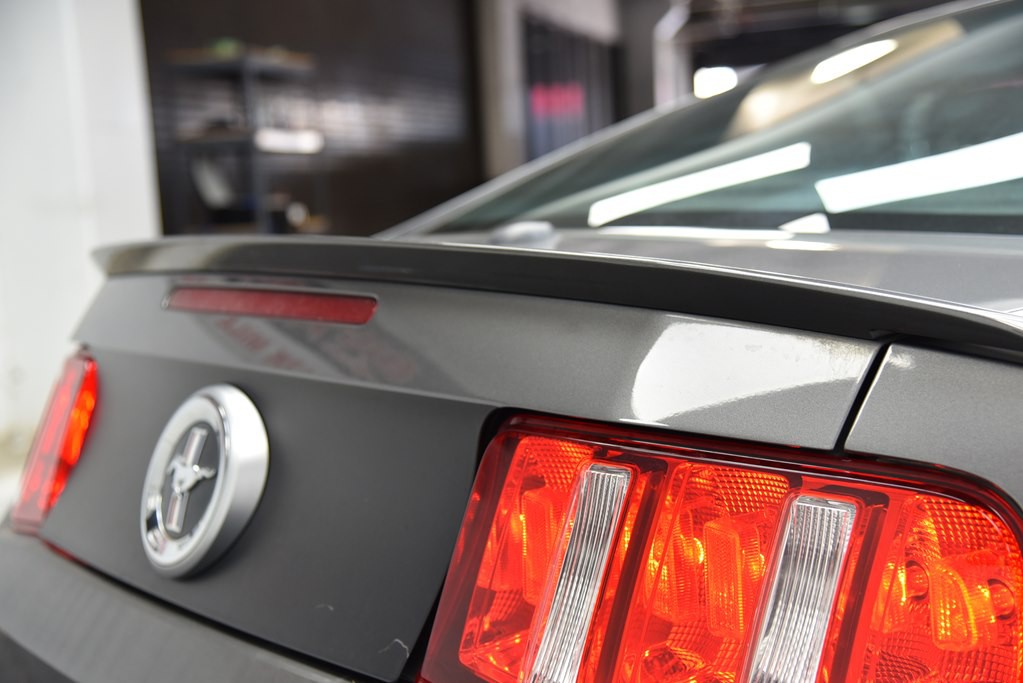 2011 Ford Mustang Image 15