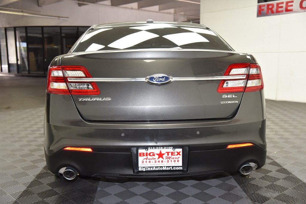 2018 Ford Taurus Image 4