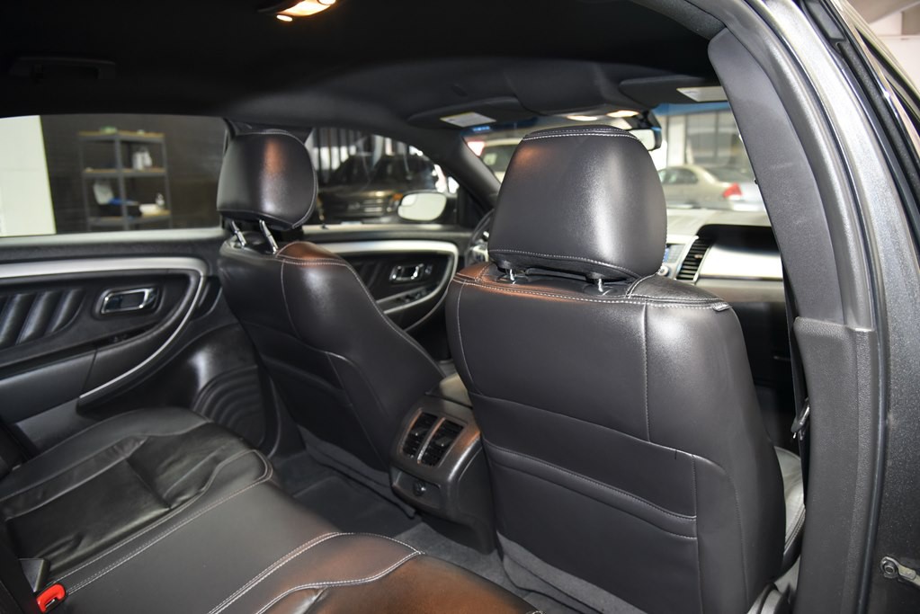 2018 Ford Taurus Image 18