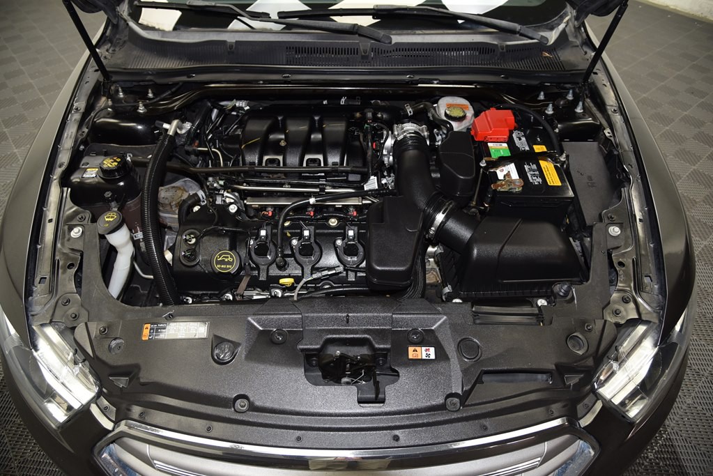 2018 Ford Taurus Image 32
