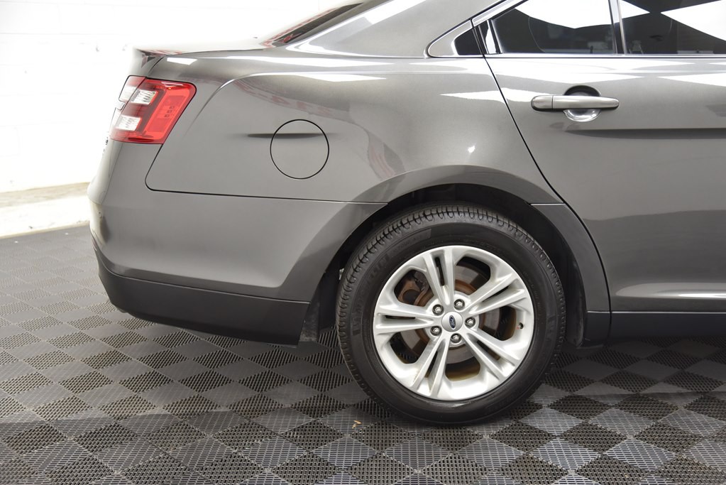 2018 Ford Taurus Image 37