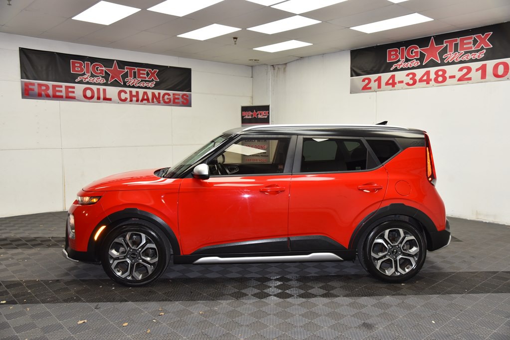2020 Kia Soul Image 2