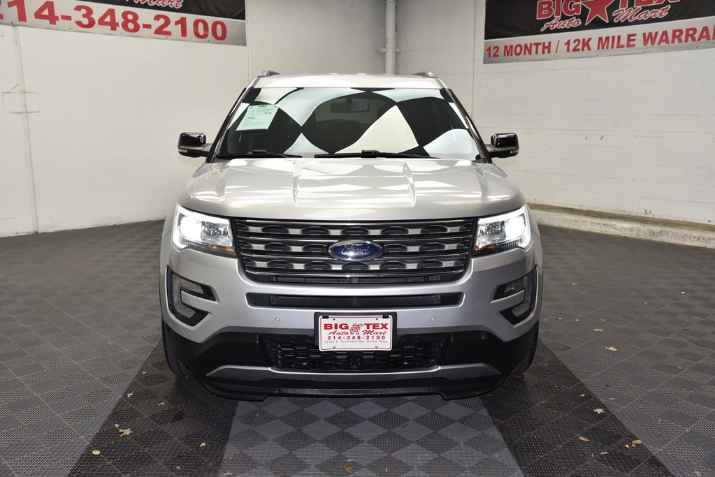 2017 Ford Explorer Image 8