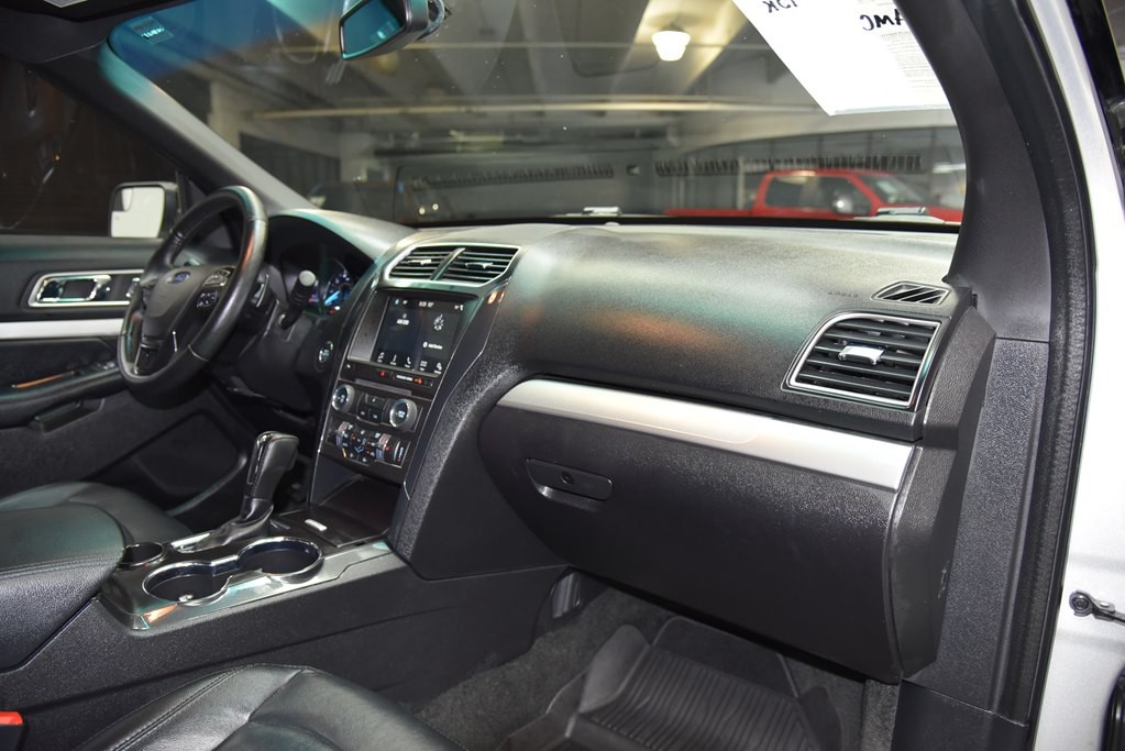 2017 Ford Explorer Image 29