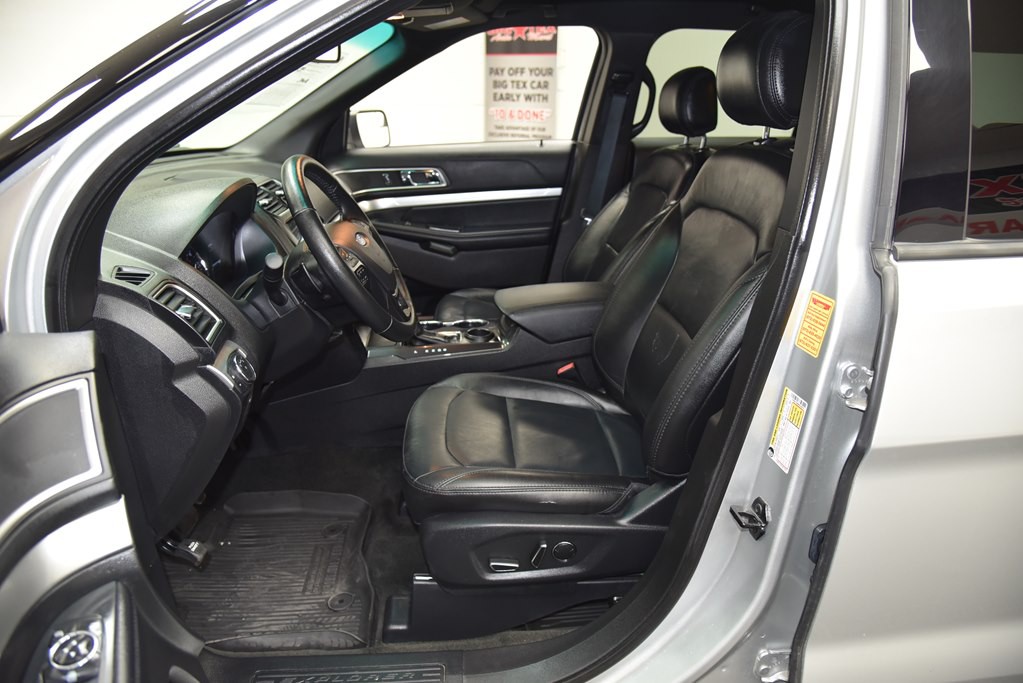 2017 Ford Explorer Image 36