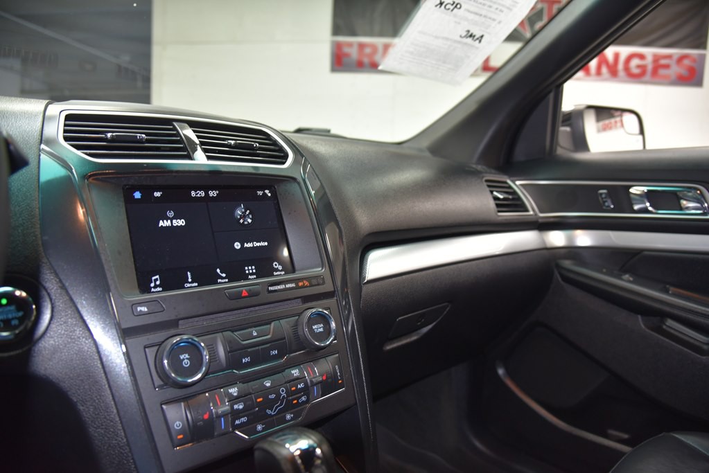 2017 Ford Explorer Image 39
