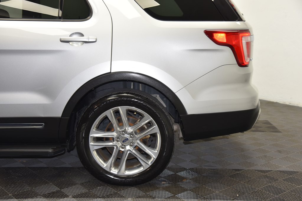 2017 Ford Explorer Image 42