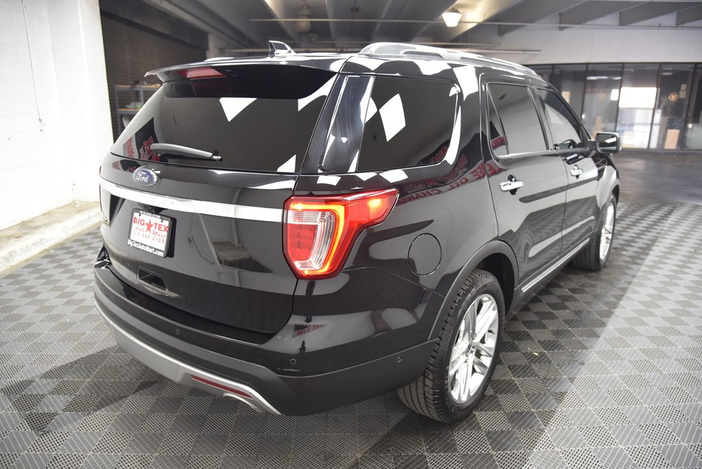 2017 Ford Explorer Image 5