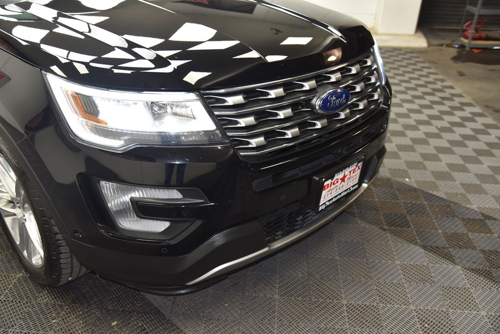 2017 Ford Explorer Image 12