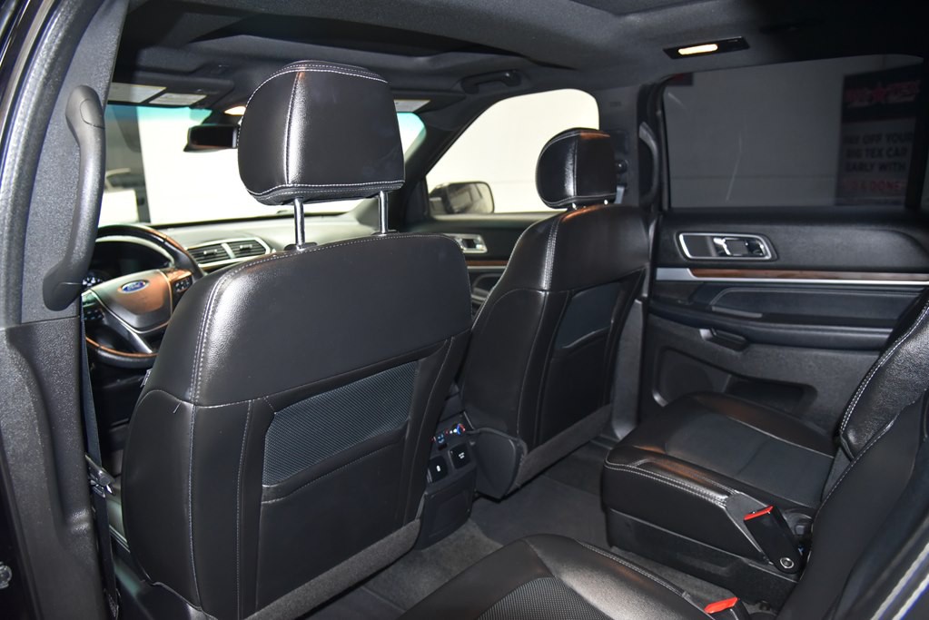 2017 Ford Explorer Image 26