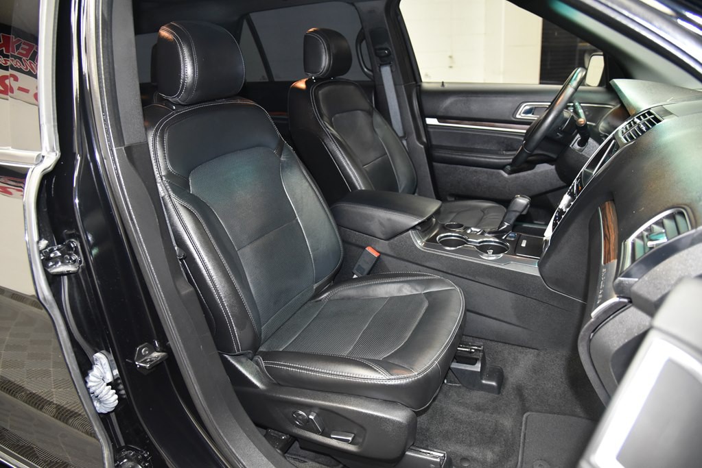 2017 Ford Explorer Image 33