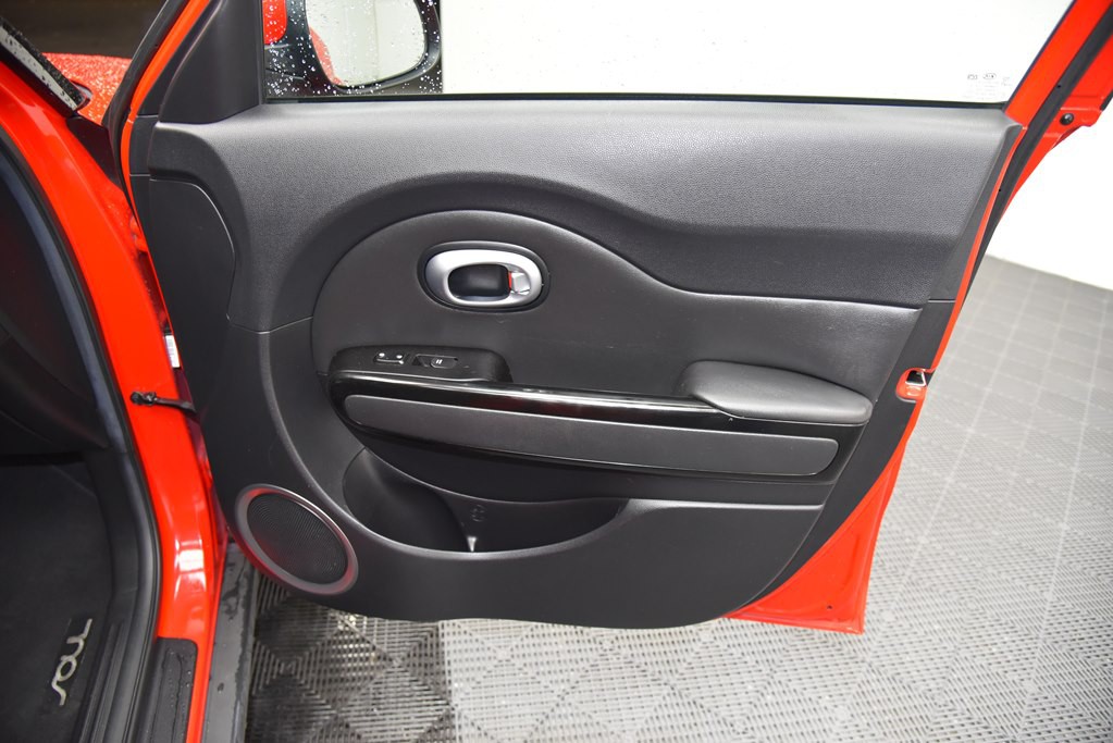 2015 Kia Soul Image 37