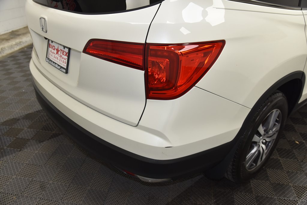 2018 Honda Pilot Image 17