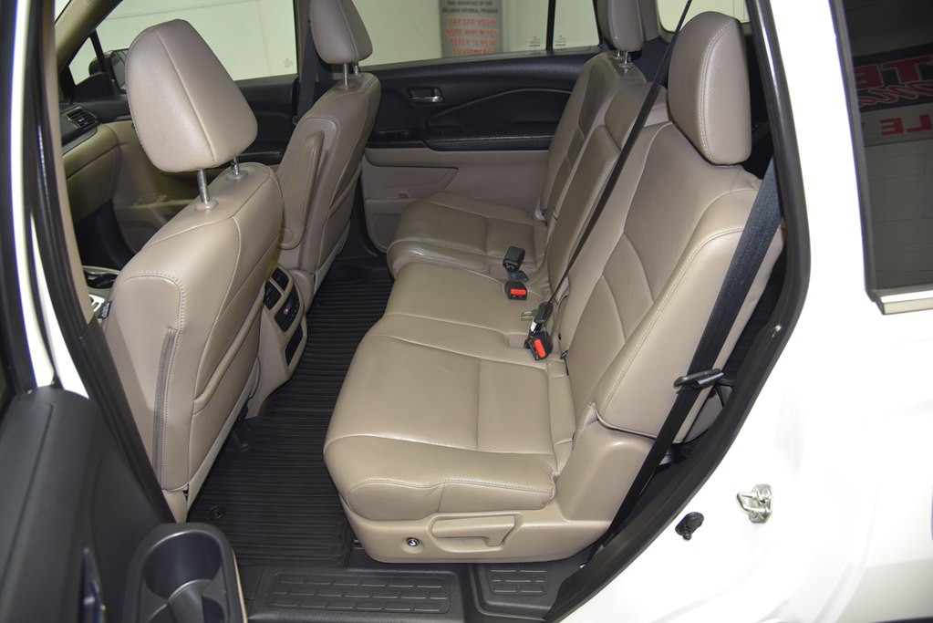 2018 Honda Pilot Image 26
